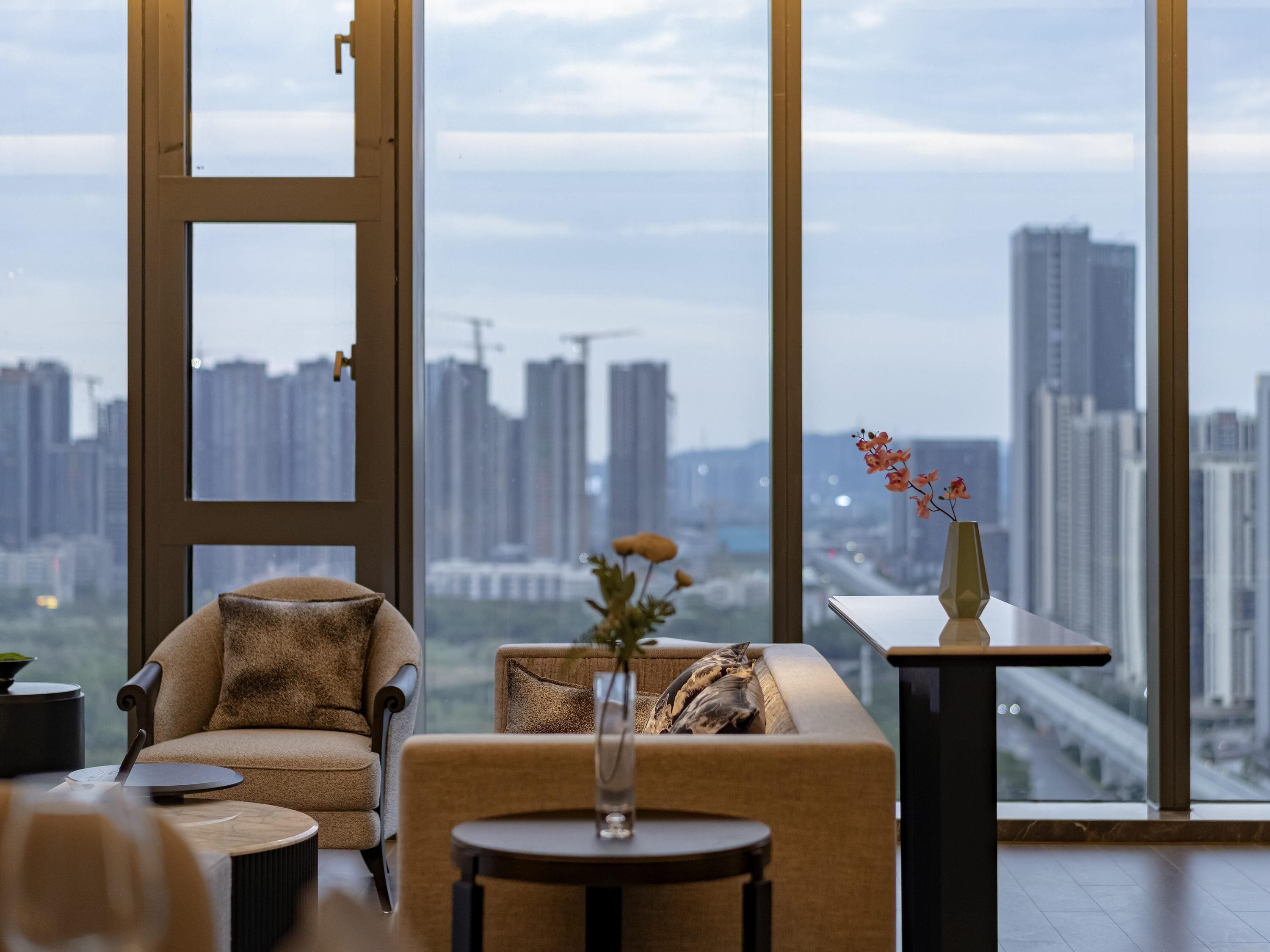 Hochwertige Bettwaren, Daunenbettdecken, Zimmersafe