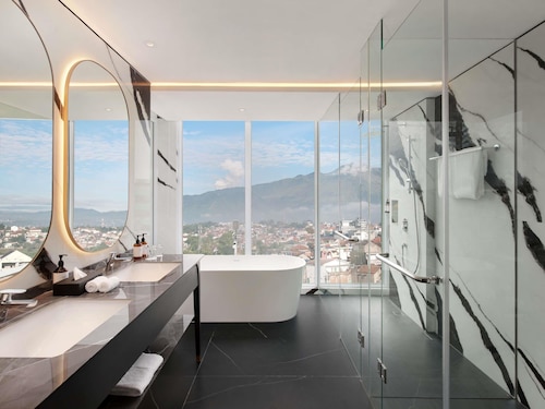 Mercure Garut City Center