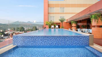 Alberca al aire libre