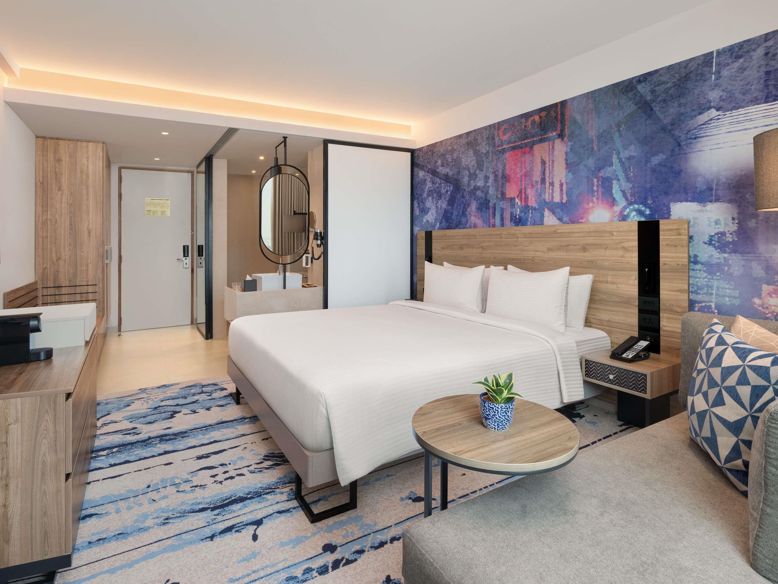 Chambre Exécutive, 1 très grand lit | Minibar, espace de travail pour ordinateur portable, rideaux occultants