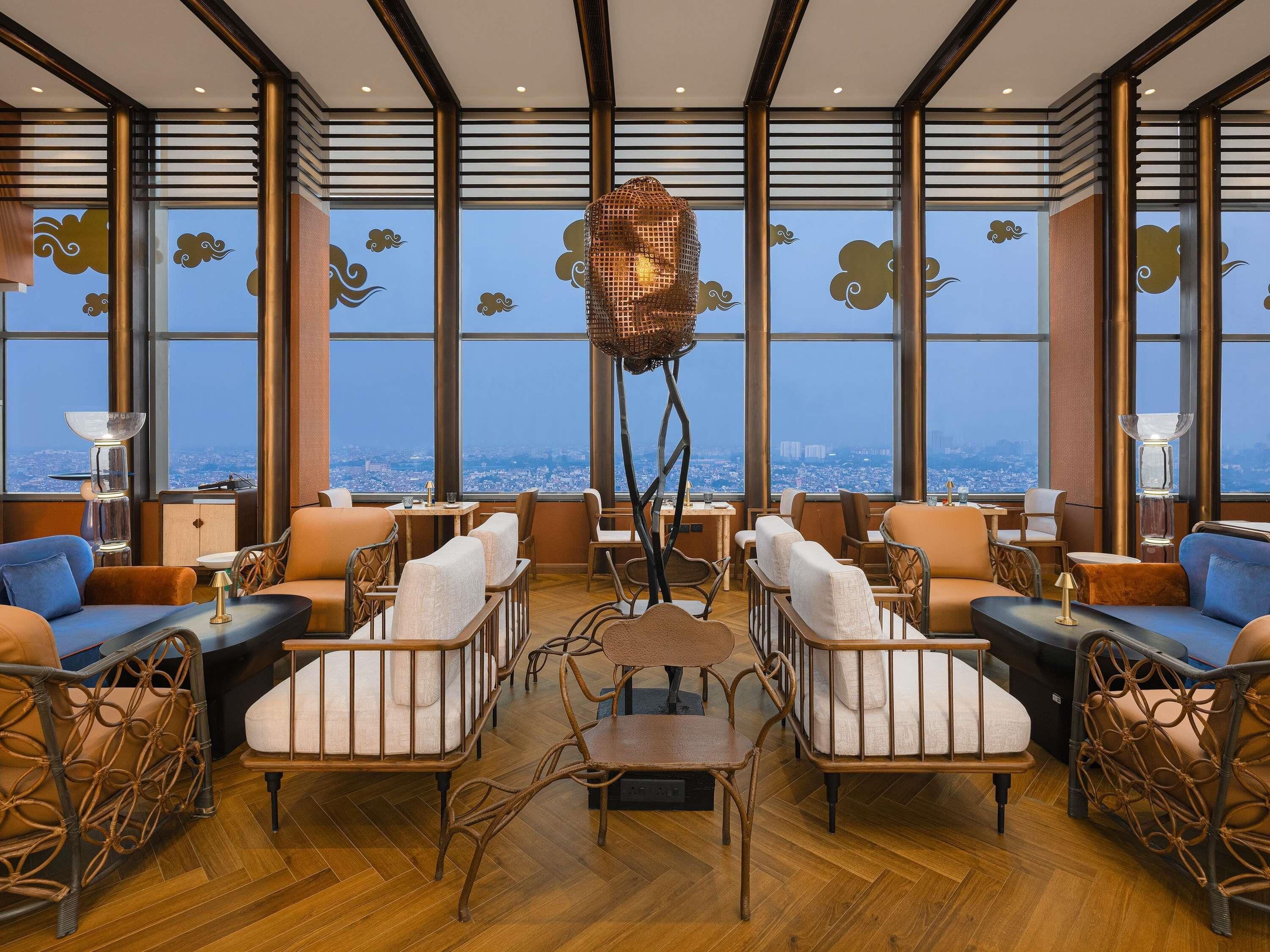 供应早餐、午餐和晚餐