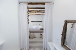 3 bedrooms, iron/ironing board, WiFi, bed sheets - Annais Casa, Mikri Vigla (Naxos)