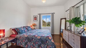 2 chambres, fer et planche à repasser, Wi-Fi gratuit