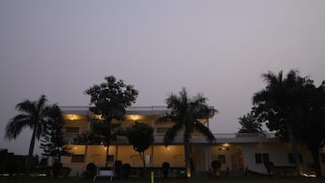 住宿正面