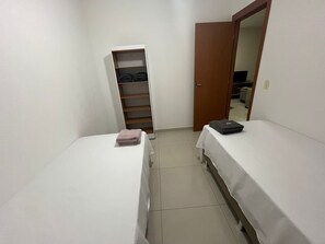2 bedrooms, iron/ironing board, WiFi, bed sheets - Apartment in Catanduva in a noble area, quiet and safe place. (Vila Mota Catanduva)