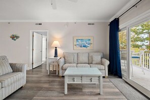 Fernseher, DVD-Player