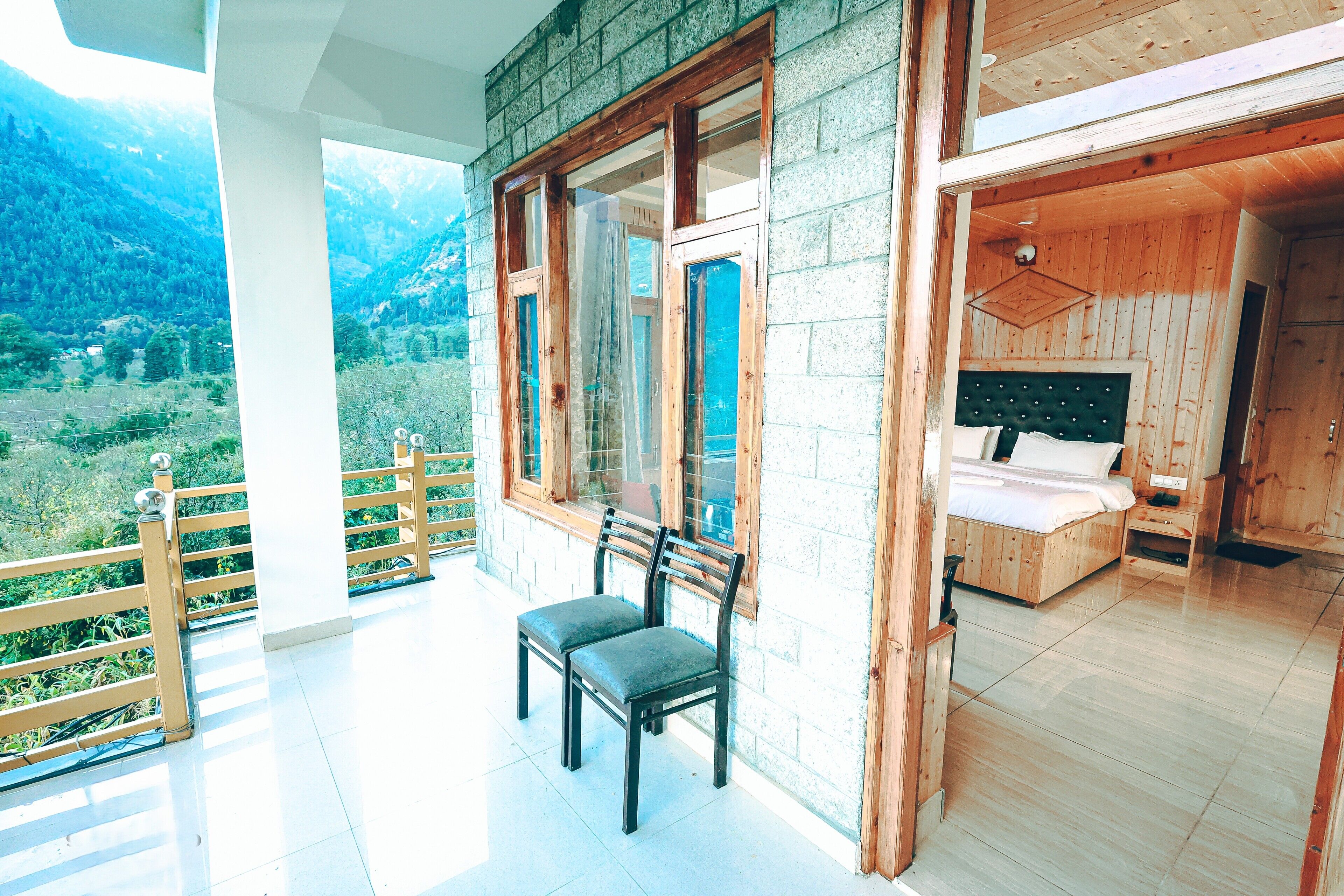 Sistema de insonorización, wifi gratis y ropa de cama 