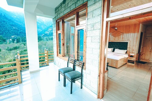 Wander Thrives Inn By Ads