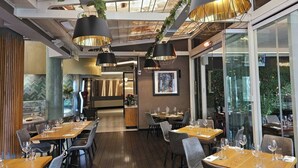 Lägenhet - 2 sovrum - tillgänglighetsanpassat - balkong | Restauranger