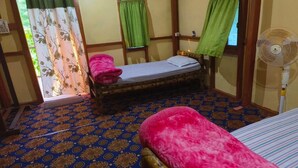 Kamar Standar, balkon, pemandangan kota
