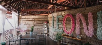 Dragon Inn Floating Resort