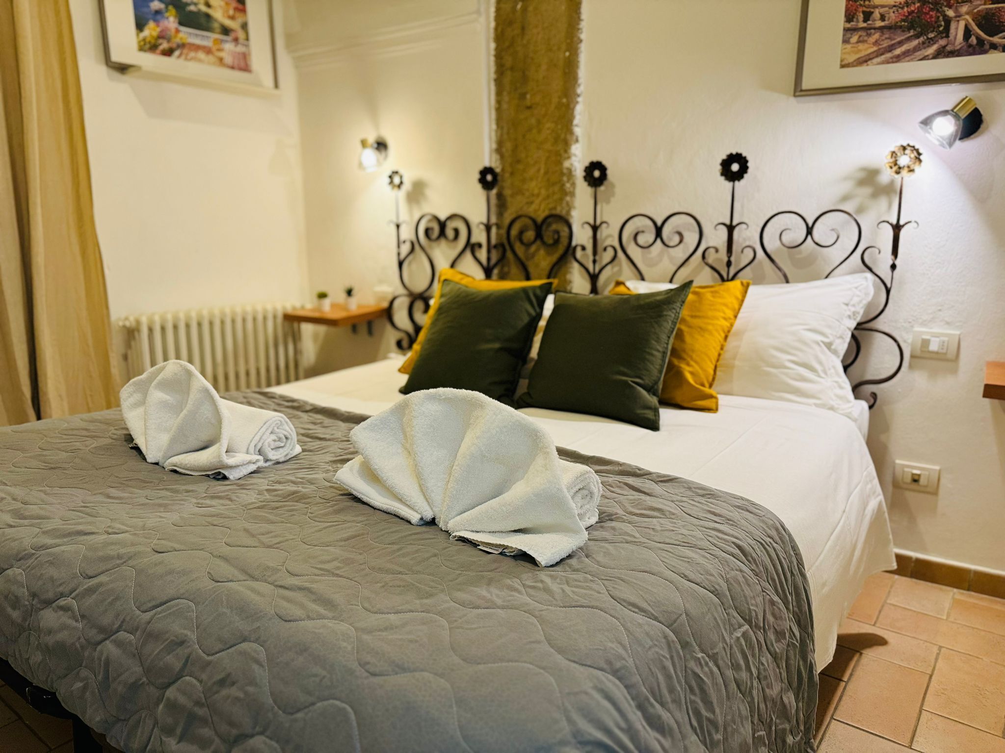 2 habitaciones, tabla de planchar con plancha, wifi y ropa de cama 