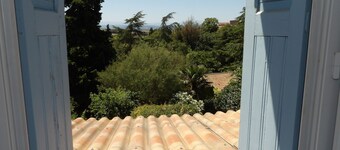 Maison de village 3 chambres, jardin, terrasse. Idéal pour familles ou amis !