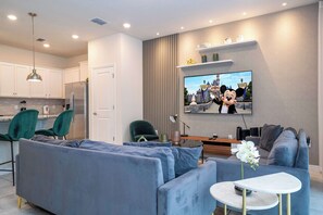 Unclassified image, 2 of 59, button