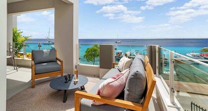 Seaview Caribe with sea view a shared pool and sunsets from your private balcony