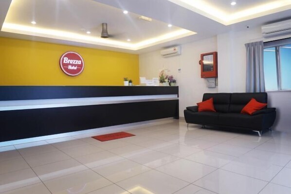 Lobby - Brezza Hotel Sitiawan (Sitiawan)