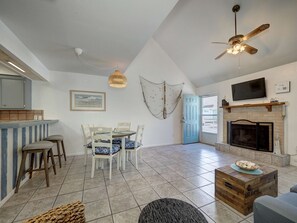 TV, fireplace, offices