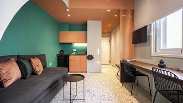 Family Room | Living room | TV