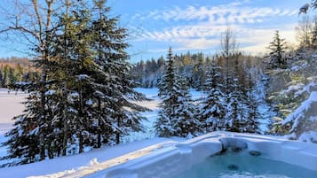Bain à remous extérieur