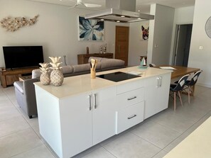 Interior - Alea : Luxury 2 bedroom/bathroom apartment close to the beach (Aux canonniers)