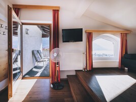 1 habitación, cortinas blackout y sistema de insonorización 