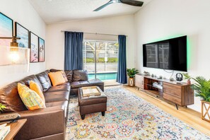 Interior - Orlando Theme Park Adventures: Family Getaway (Davenport)