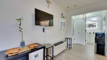 House (0 Bedroom) | Interior