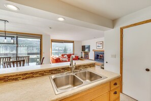 Apartment (2 Bedrooms) | Interior - 2 Mi to Winter Park Resort: Condo w/ Pool Access! (Winter Park)