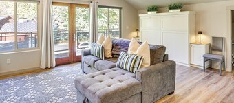 14 Miles to Sun Valley: Updated Getaway!