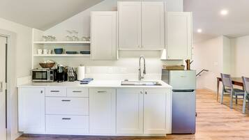 House (1 Bedroom) | Interior