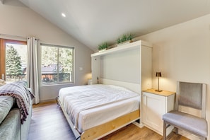 House (1 Bedroom) | Interior