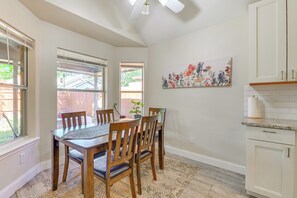 Casa (2 Bedrooms) | Interior