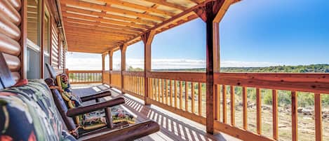 House (2 Bedrooms) | Terrace/patio