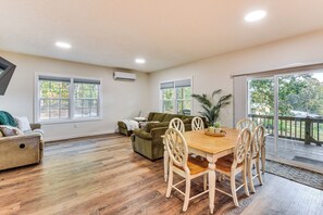 Nhà (4 Bedrooms) | Nội thất