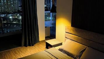 1 bedroom, WiFi, bed sheets