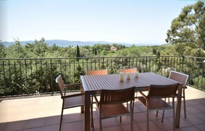Outdoor dining - Full airconditioned apartement in Platja D´Aro (CT)