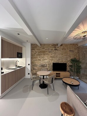 Superior Double Room, 1 Bedroom, City View | Living area | 42-inch TV with cable channels - INTRAMUROS Quiet Apartments (Muros)