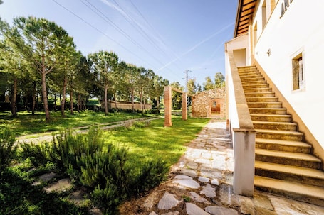 Exterior. Agriturismo Bio San Mamiliano