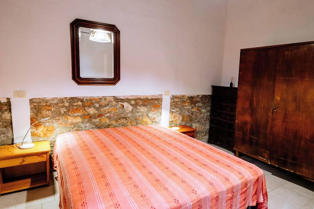 Appartement Classique, 1 lit double et 1 canapé-lit, patio, vue parc | 4 chambres, rideaux occultants, Wi-Fi gratuit, draps fournis