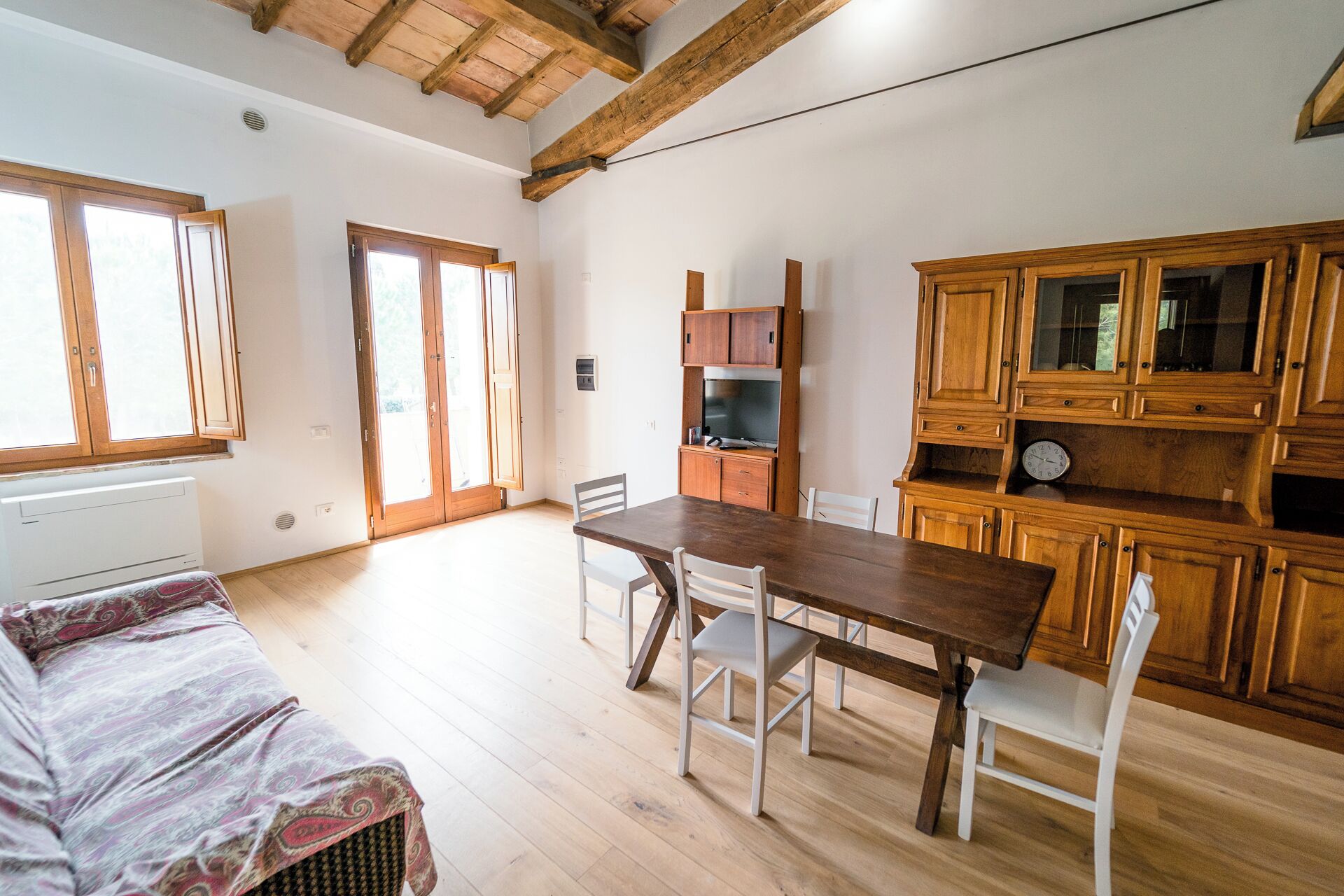 Apartamento superior, 2 habitaciones, vistas al patio | Comedor