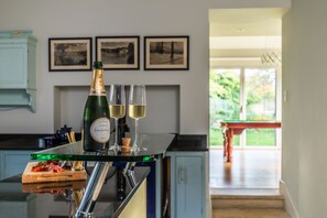 7 bedrooms - Georgian House With Garden Views Tennis Court (Bath)