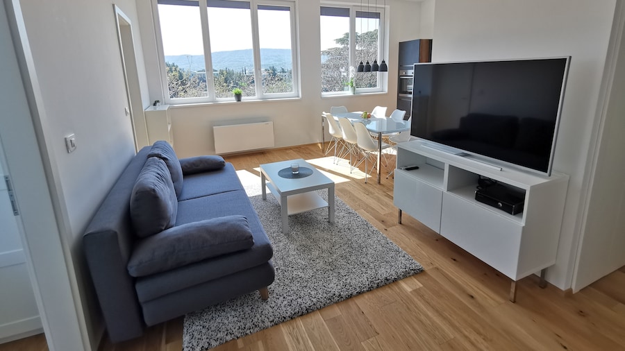 Apartments Egis Koper