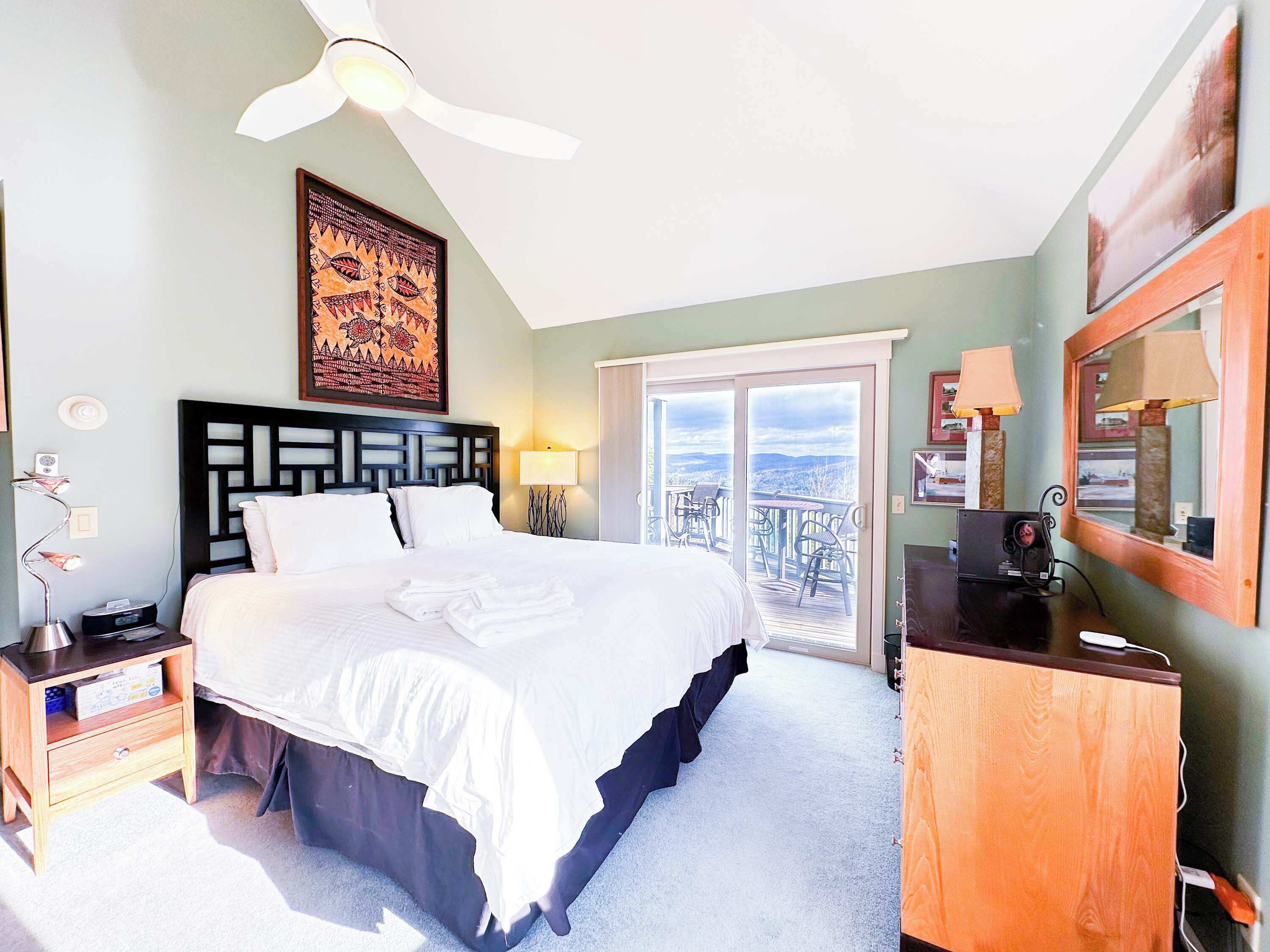 3 bedrooms, WiFi, bed sheets