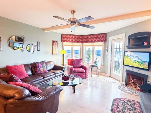 3BR Slopeside Solitude Condominium at Okemo Mountain