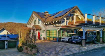 Tervetuloa Veischedetaliin! Welcome to the Veischede Valley!