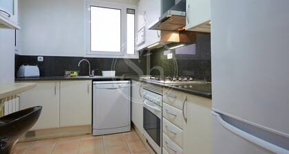 Family apartment in Sarrià/Diagonal