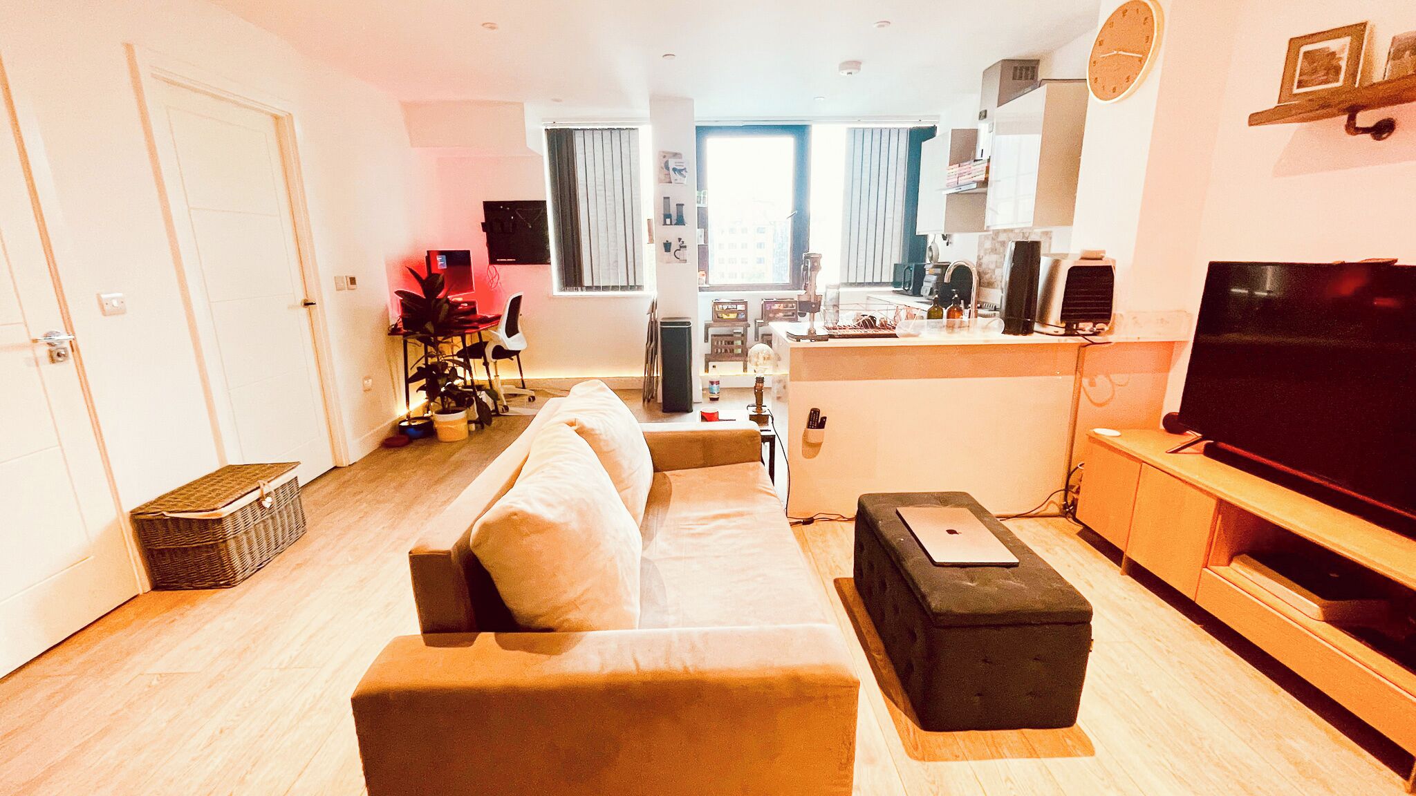 Fernseher, Arbeitsbereiche