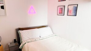 1 chambre, fer et planche à repasser, Wi-Fi, draps fournis