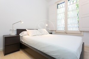 3 bedrooms, WiFi, bed sheets