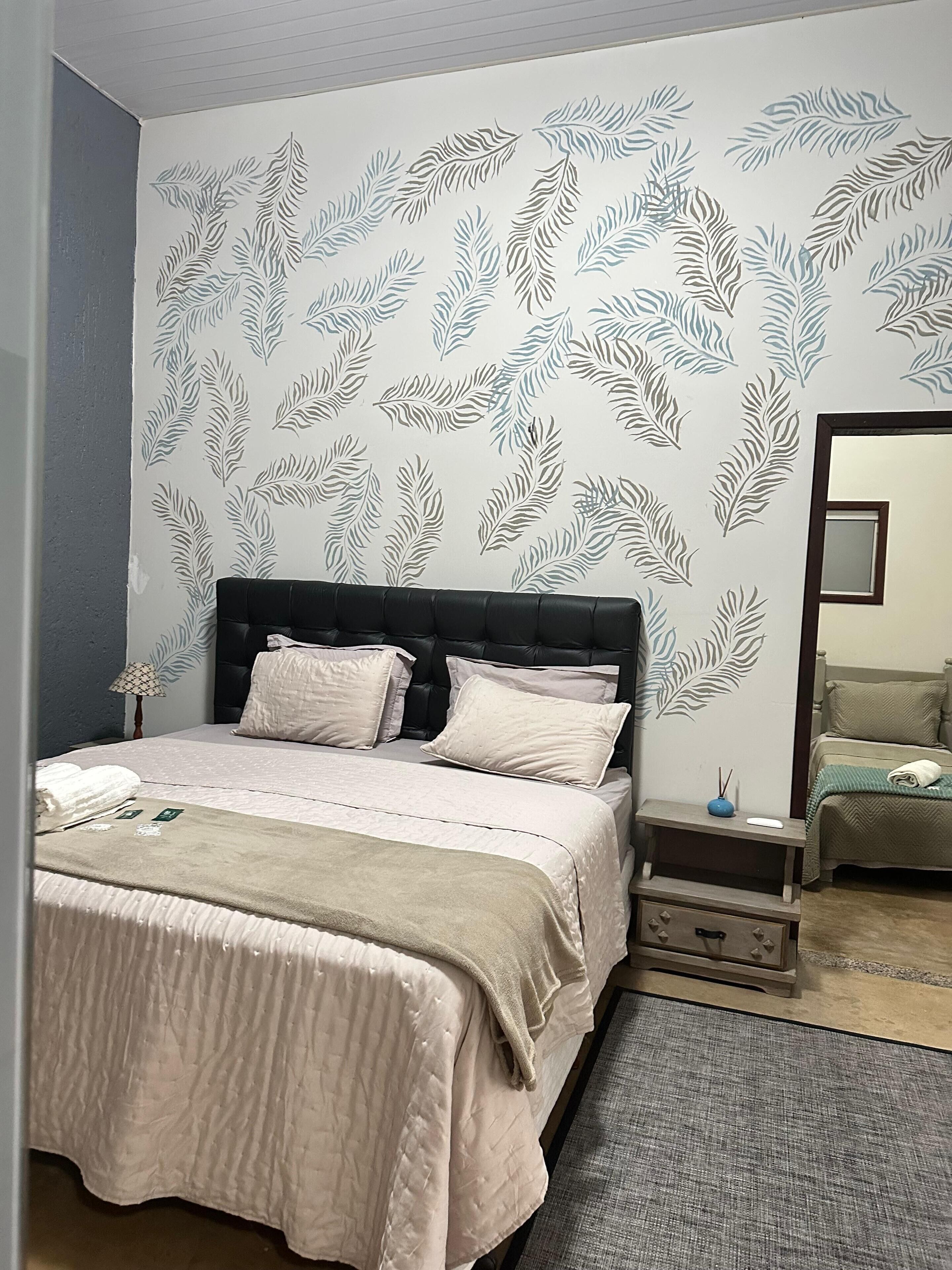 ANDORINHA | 高級寝具、客室ごとに異なるインテリア、WiFi (無料)、ベッドシーツ